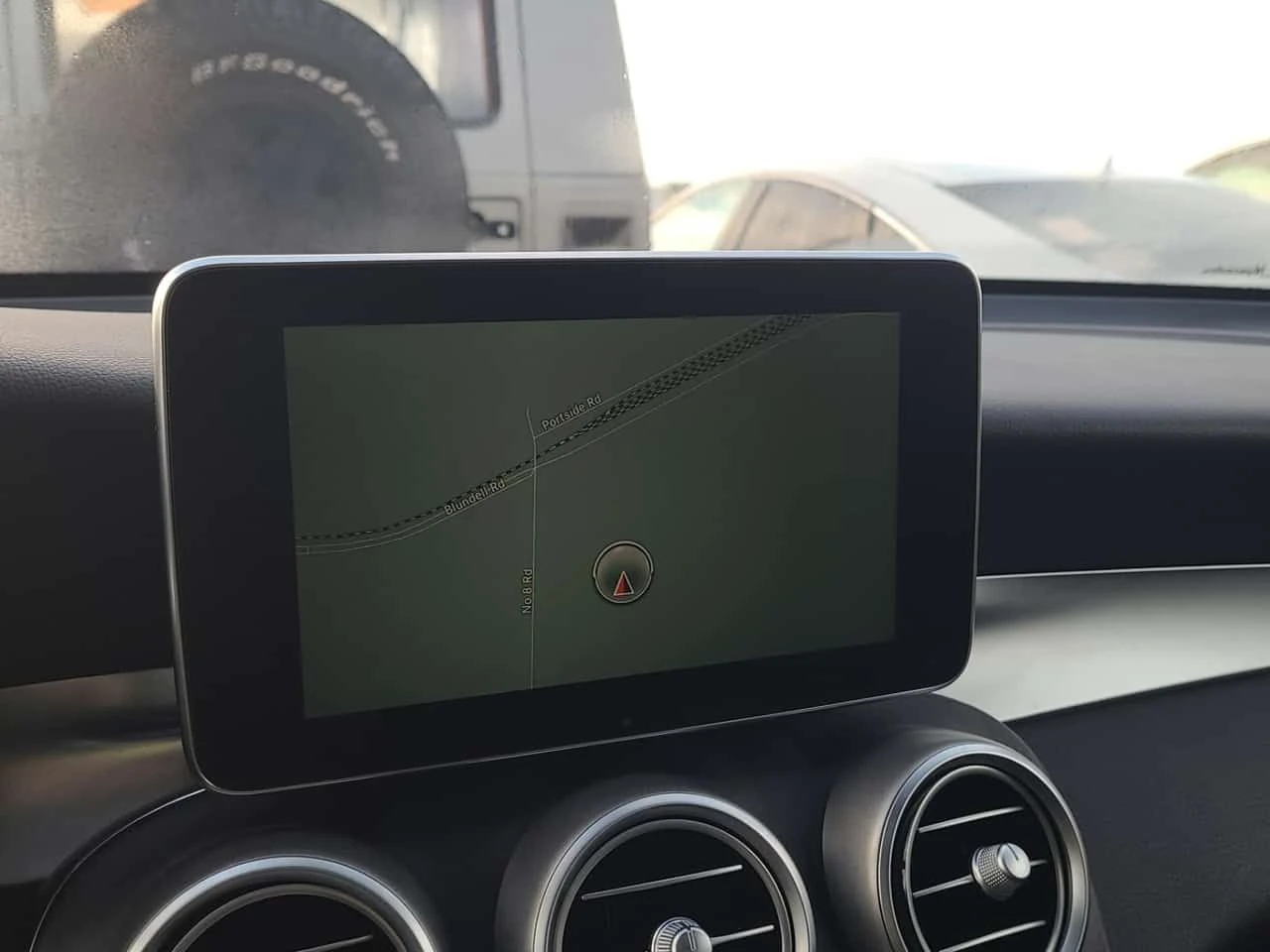 Mercedes-Benz GLC 300 | 360| PANORAMA| CARFAX, снимка 10 - Автомобили и джипове - 53894508