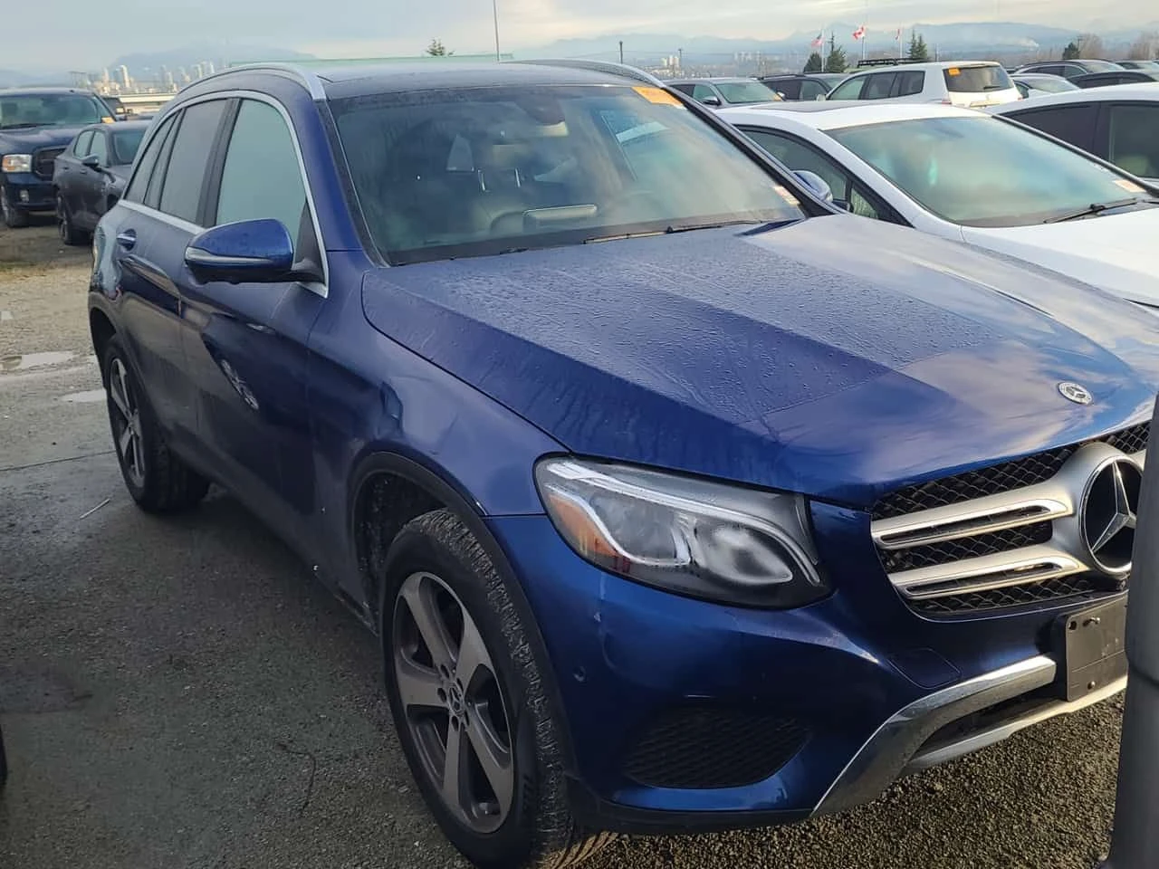Mercedes-Benz GLC 300 | 360| PANORAMA| CARFAX, снимка 2 - Автомобили и джипове - 53894508