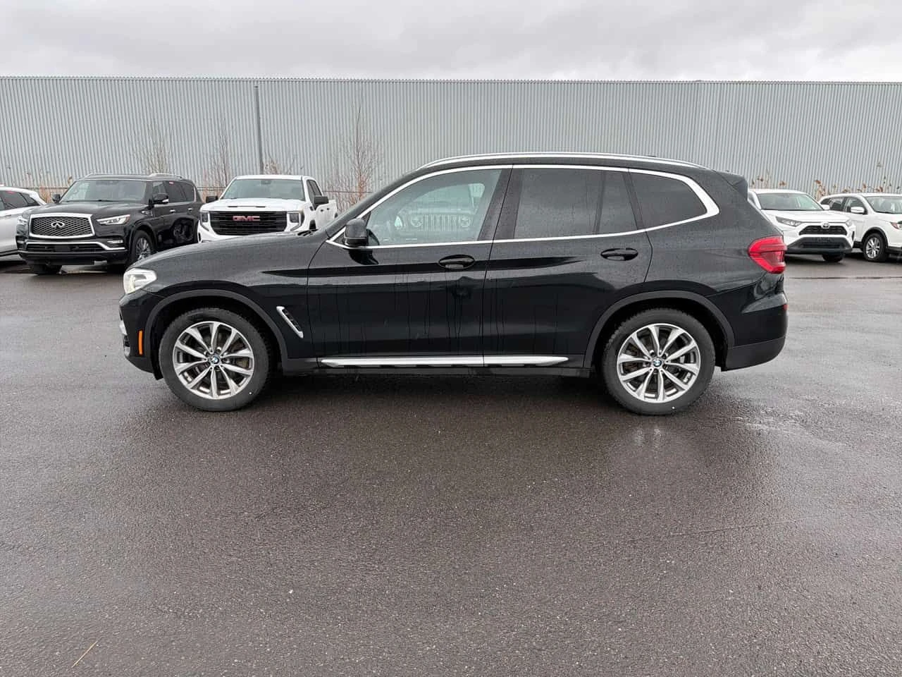 BMW X3 XDRIVE30I * М САЛОН* АМБИЕНТНО* ПАНОРАМА* КАМЕРА* , снимка 3 - Автомобили и джипове - 54451381