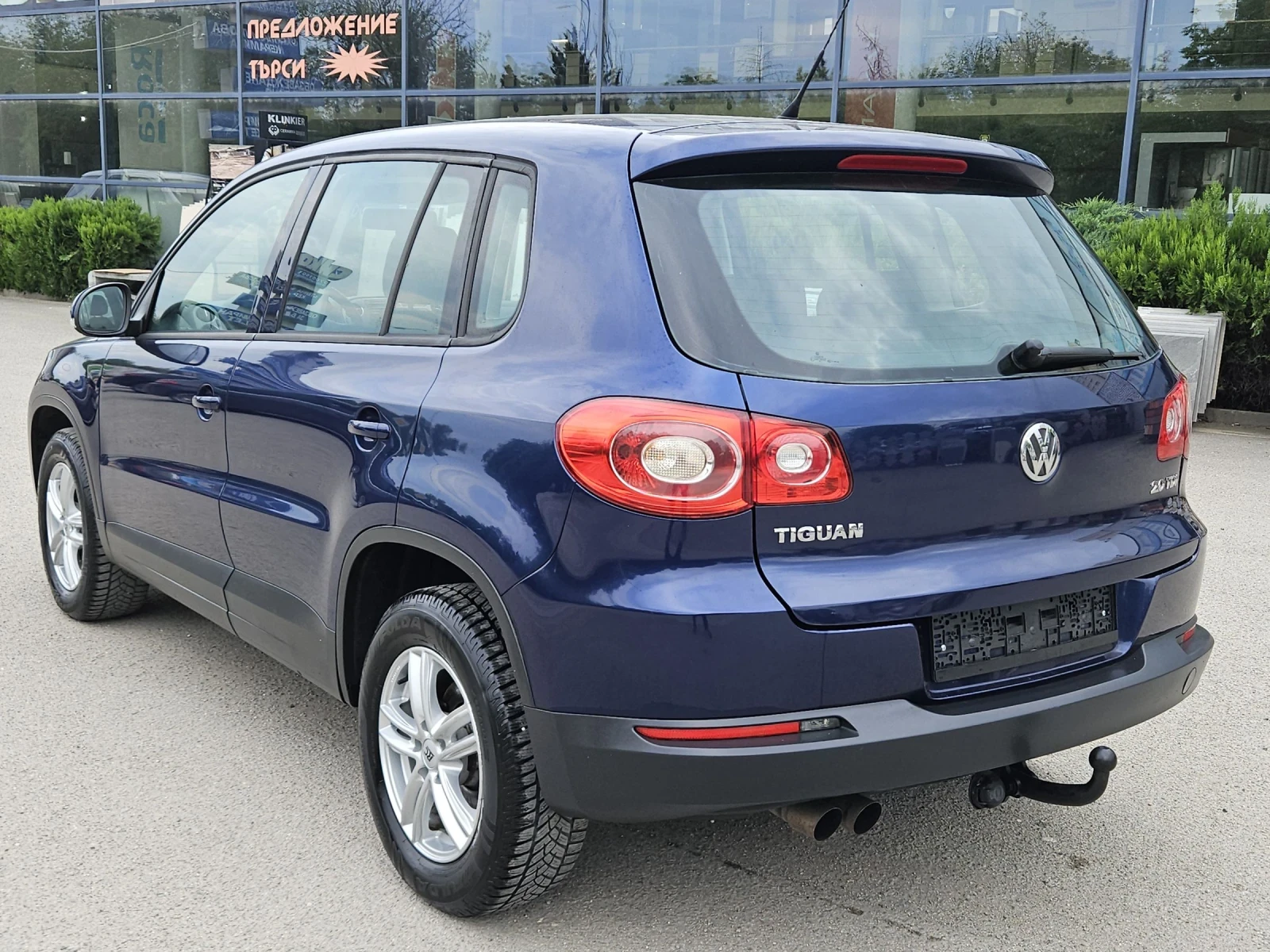 VW Tiguan 2.0tdi----4x4, снимка 5 - Автомобили и джипове - 54458870