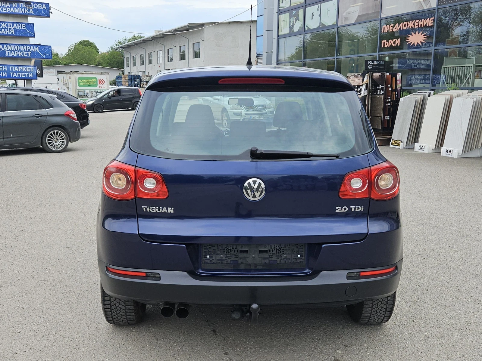 VW Tiguan 2.0tdi----4x4, снимка 6 - Автомобили и джипове - 54458870