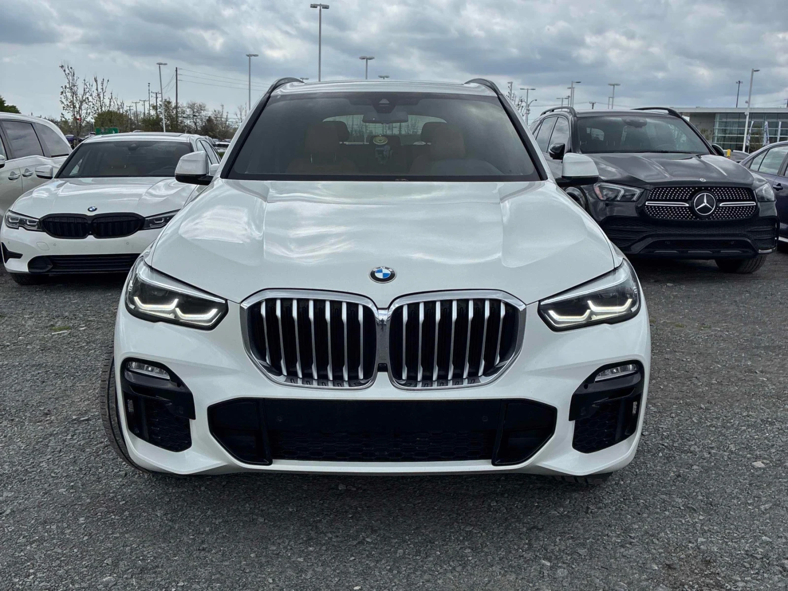 BMW X5 xDrive40i * M ПАКЕТ * ПОДГРЕВ * ПАНОРАМА * CARFAX