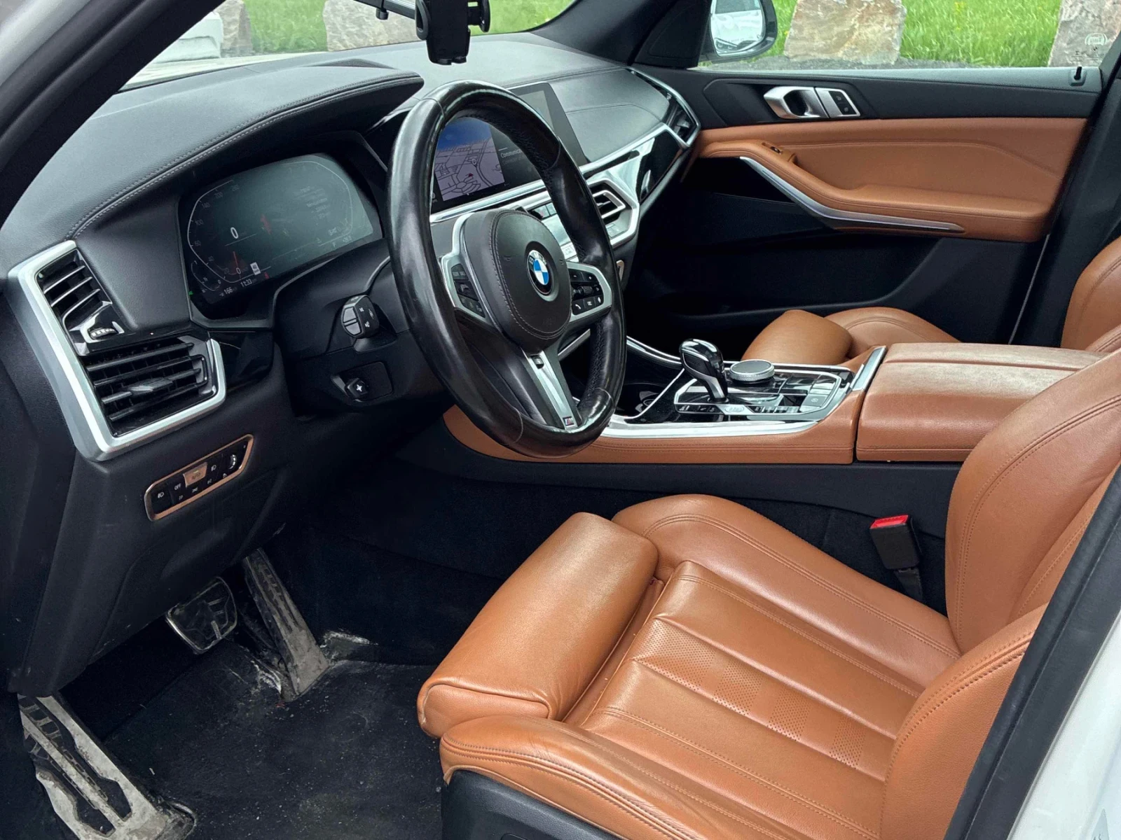 BMW X5 xDrive40i * M ПАКЕТ * ПОДГРЕВ * ПАНОРАМА * CARFAX, снимка 6 - Автомобили и джипове - 54635928