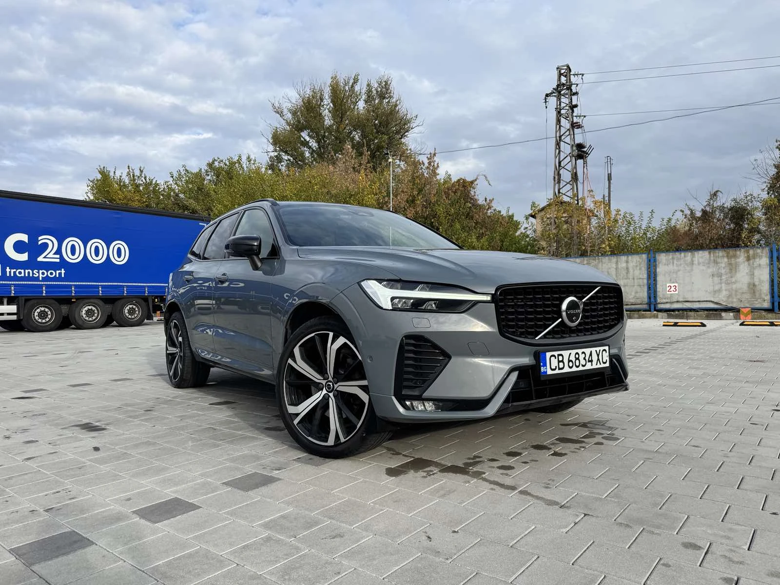 Volvo XC60 R-design B5 Mild Hybrid
