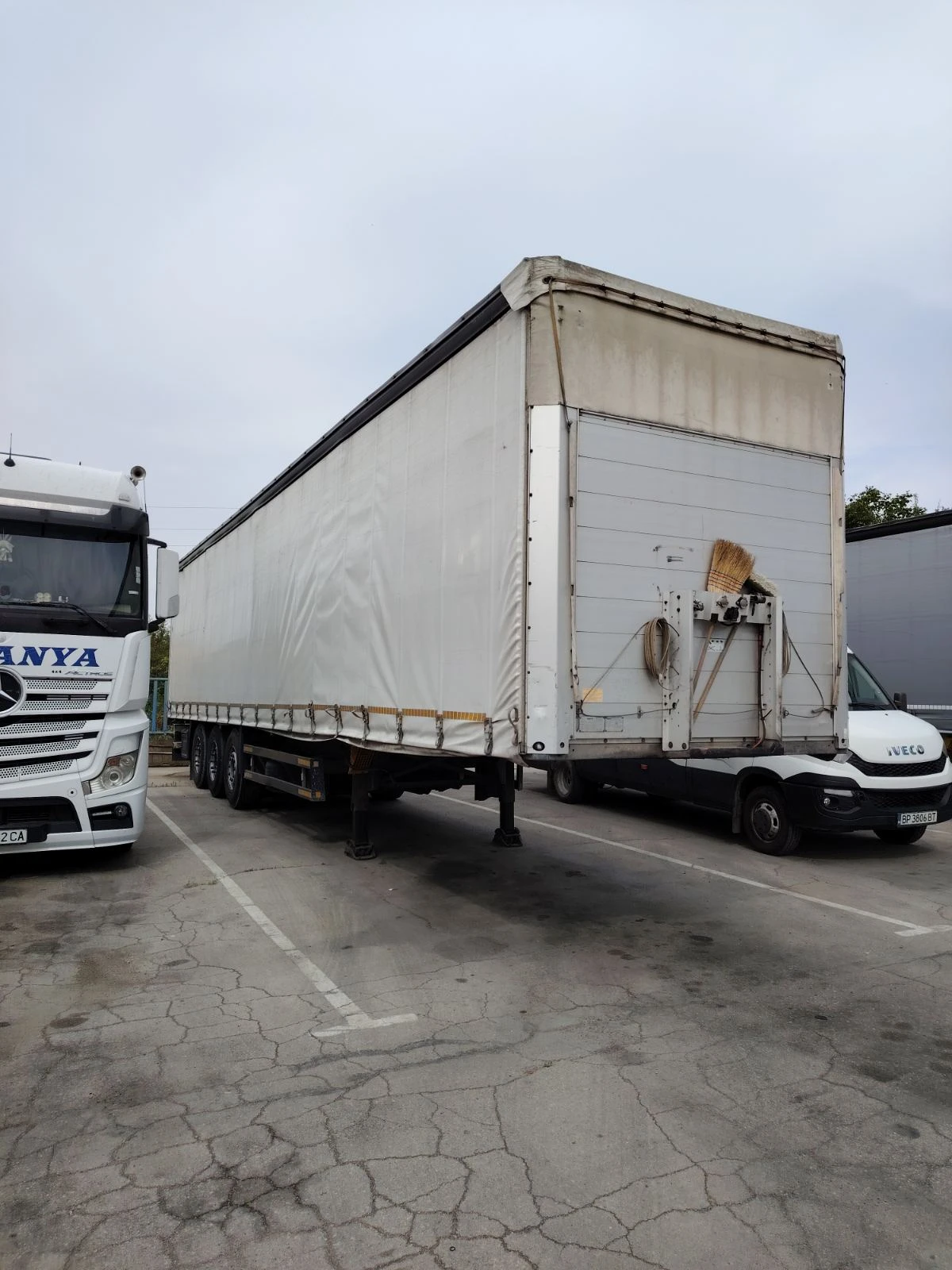  Schmitz | Mobile.bg   1