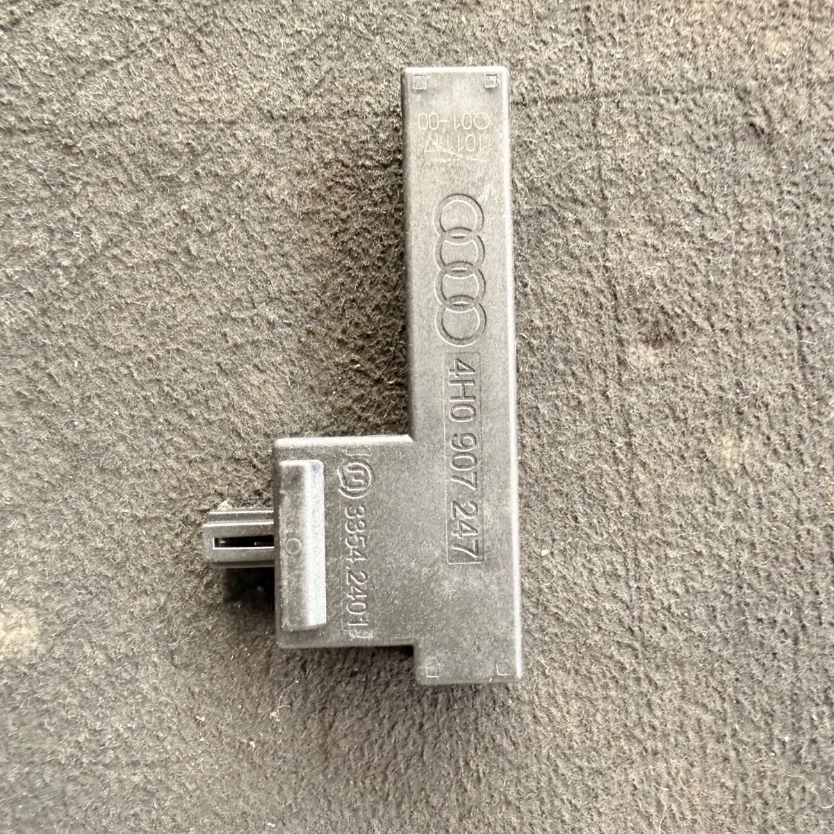 Антена за безключово палене и достъп за Audi A8 D4 4H0907247-1153