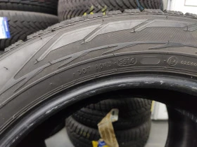 Гуми Зимни 235/55R19, снимка 10