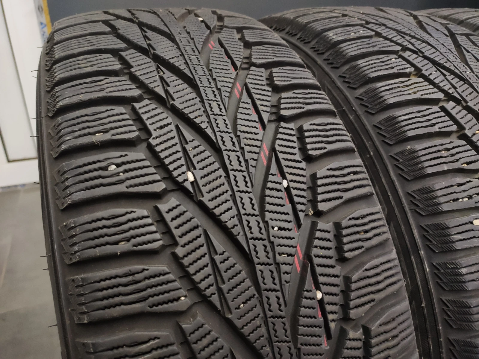  235/55R19 | Mobile.bg   1