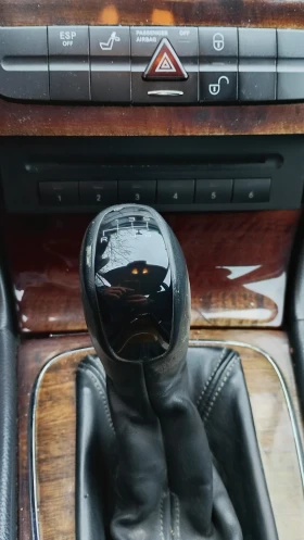 Mercedes-Benz E 220 2.2 CDI Ръчка , снимка 9