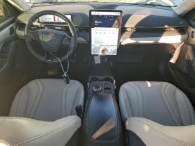 Ford Mustang Mach-E Premium AWD, снимка 8
