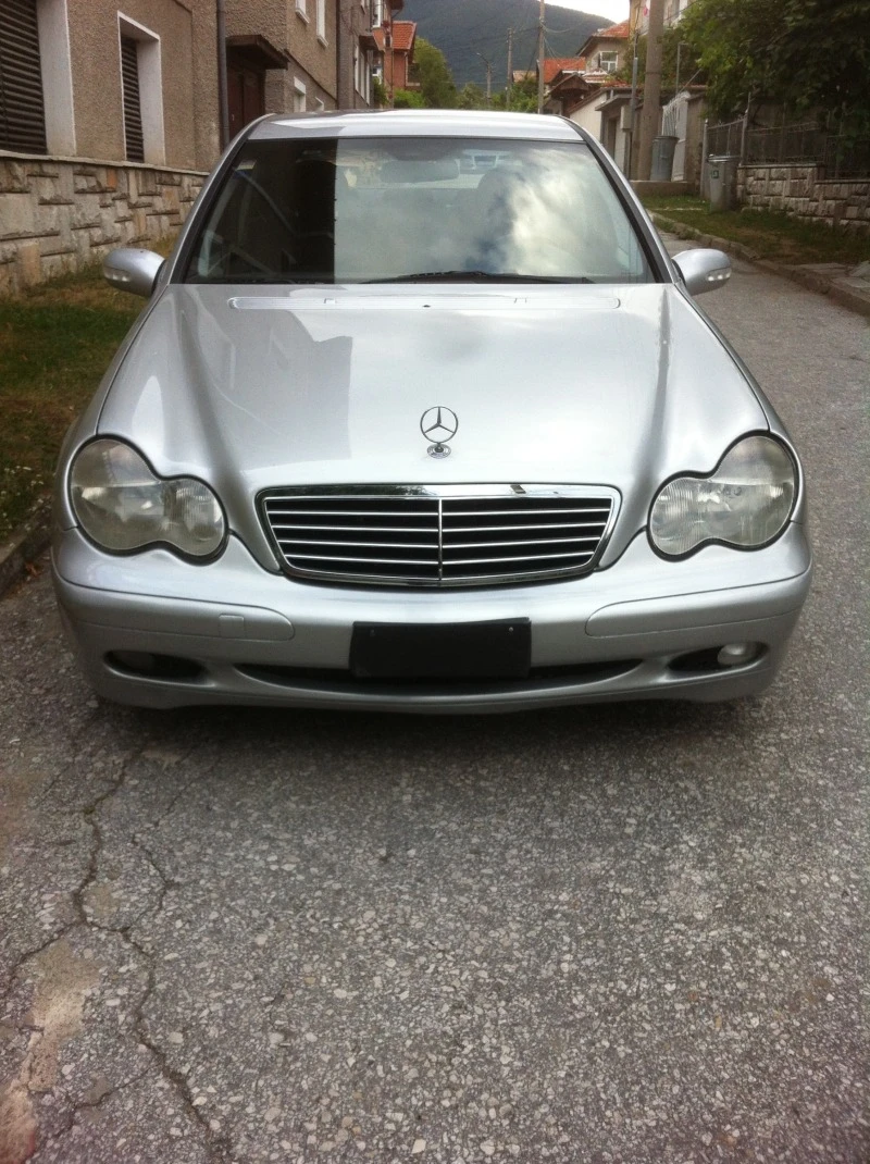 Mercedes-Benz C 200 2.2 CDI, снимка 1 - Автомобили и джипове - 47099356