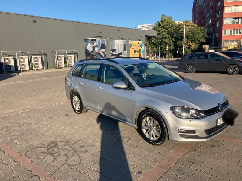 VW Golf 1.6 , снимка 3 - Автомобили и джипове - 47356179