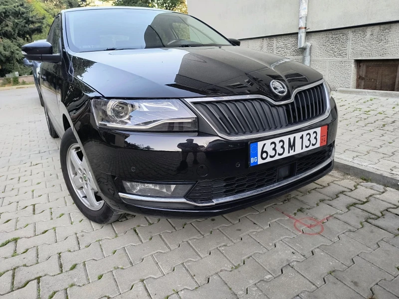 Skoda Rapid Facelift 110ks Parktronici Navi Distronik Keyless , снимка 2 - Автомобили и джипове - 47526826