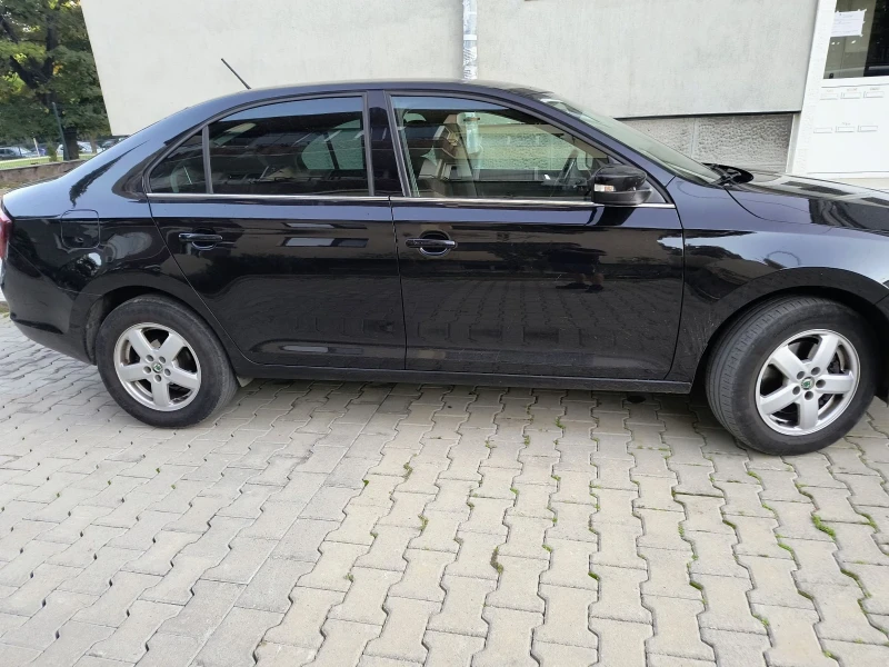 Skoda Rapid Facelift 110ks Parktronici Navi Distronik Keyless , снимка 3 - Автомобили и джипове - 47526826