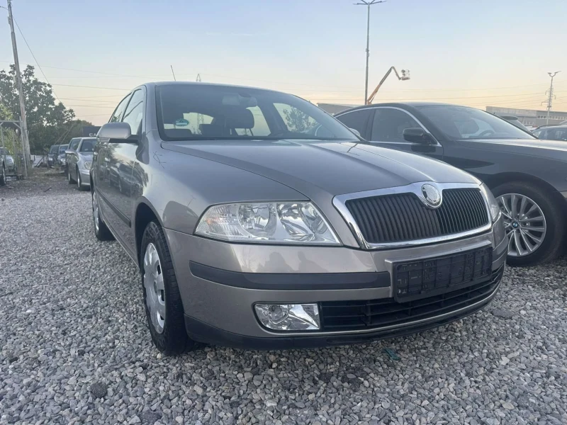 Skoda Octavia 2.0 TDI automat , снимка 3 - Автомобили и джипове - 47540265