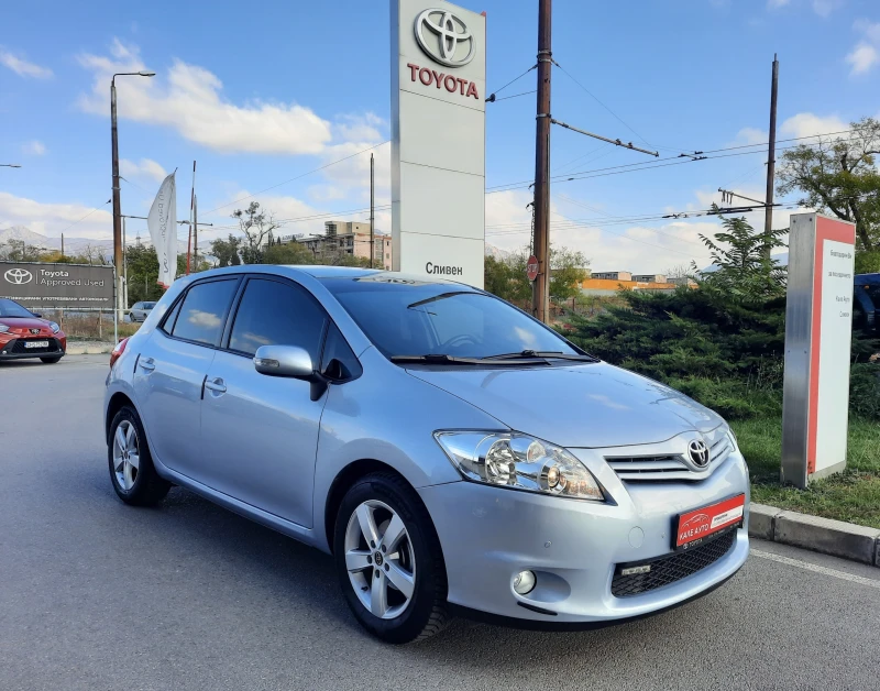 Toyota Auris 1.6 VVT-i, снимка 1 - Автомобили и джипове - 47702221