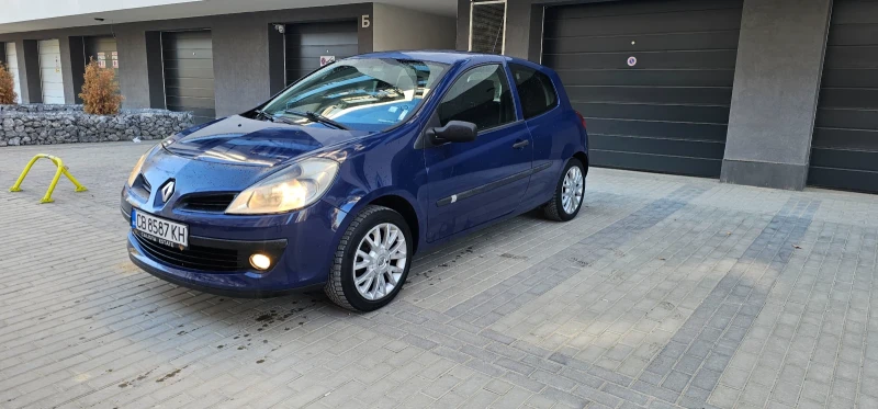 Renault Clio 1.2i 16V СПЕШНО, снимка 3 - Автомобили и джипове - 47886747