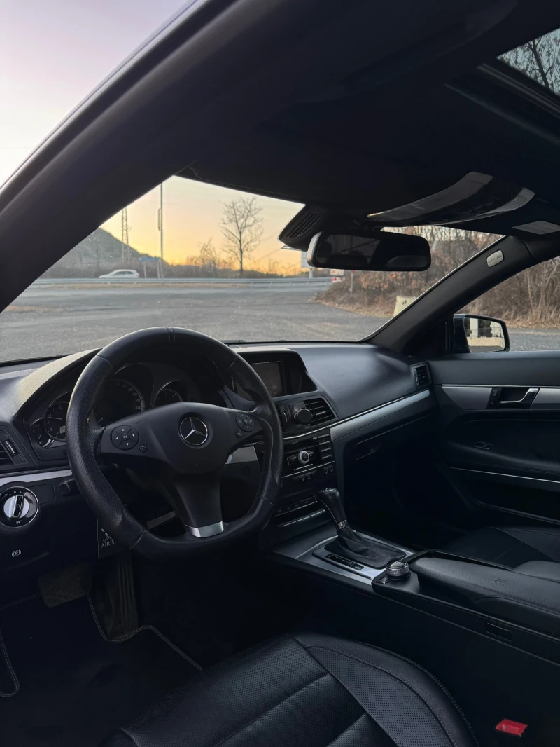 Mercedes-Benz E 350 * Пано* Обдухване* , снимка 8 - Автомобили и джипове - 52270337