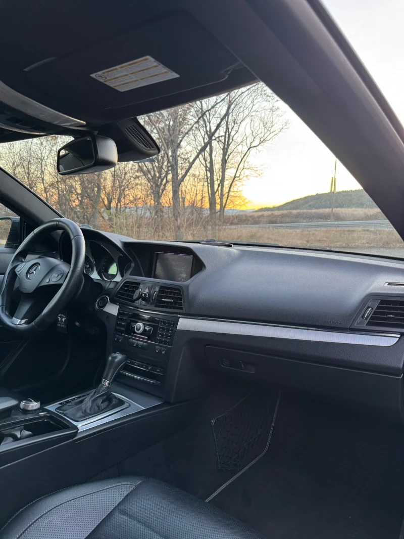 Mercedes-Benz E 350 * Пано* Обдухване* , снимка 7 - Автомобили и джипове - 52270337