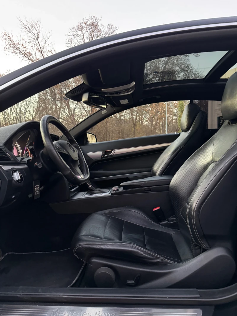 Mercedes-Benz E 350 * Пано* Обдухване* , снимка 14 - Автомобили и джипове - 52270337