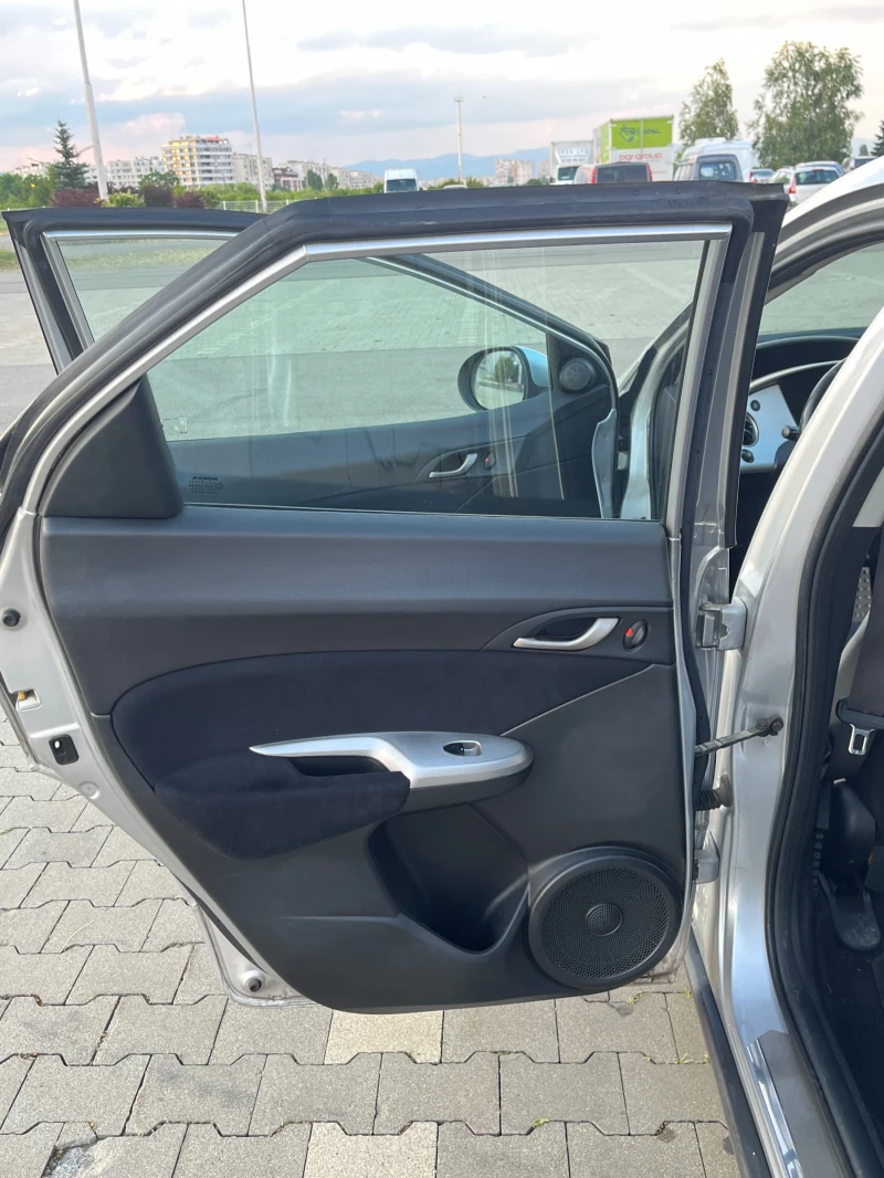 Honda Civic, снимка 12 - Автомобили и джипове - 52400004