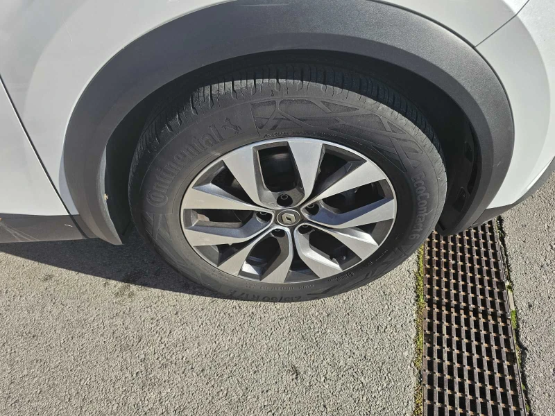 Renault Captur Energy dCi 115 к.с. дизел Stop&Start , снимка 17 - Автомобили и джипове - 52621032