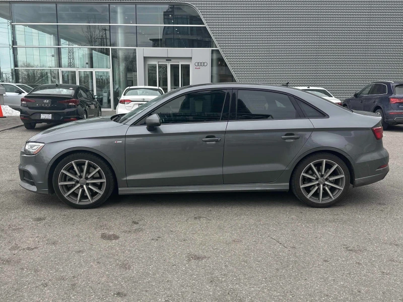 Audi A3 Technik * * CARFAX * * АВТО КРЕДИТ * * , снимка 3 - Автомобили и джипове - 52935759