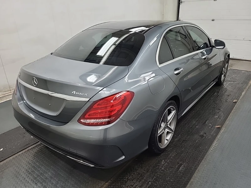 Mercedes-Benz C 300 * CARFAX * БЕЗ ПЪРВОНАЧАЛНА ВНОСКА, снимка 3 - Автомобили и джипове - 53157702