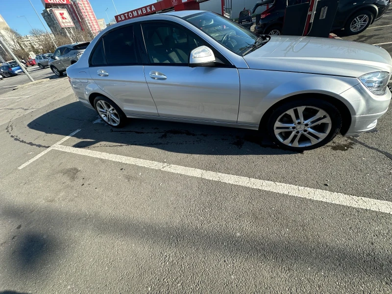 Mercedes-Benz C 220, снимка 13 - Автомобили и джипове - 53168015