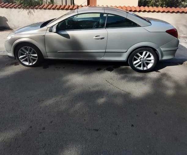 Opel Astra, снимка 4 - Автомобили и джипове - 47183940