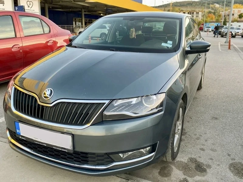 Skoda Rapid 1.0 TSI, снимка 2 - Автомобили и джипове - 48142661