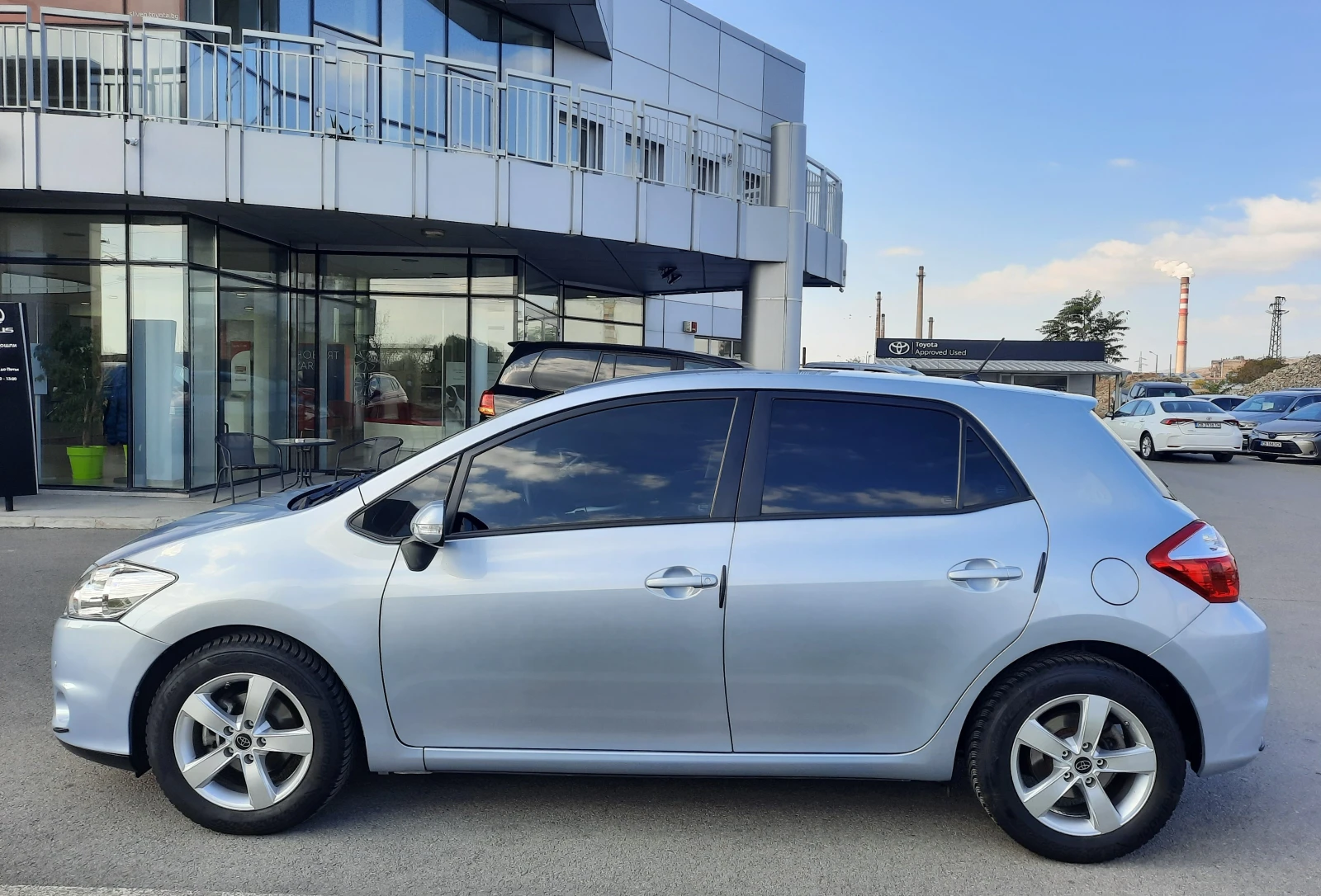 Toyota Auris 1.6 VVT-i - изображение 2