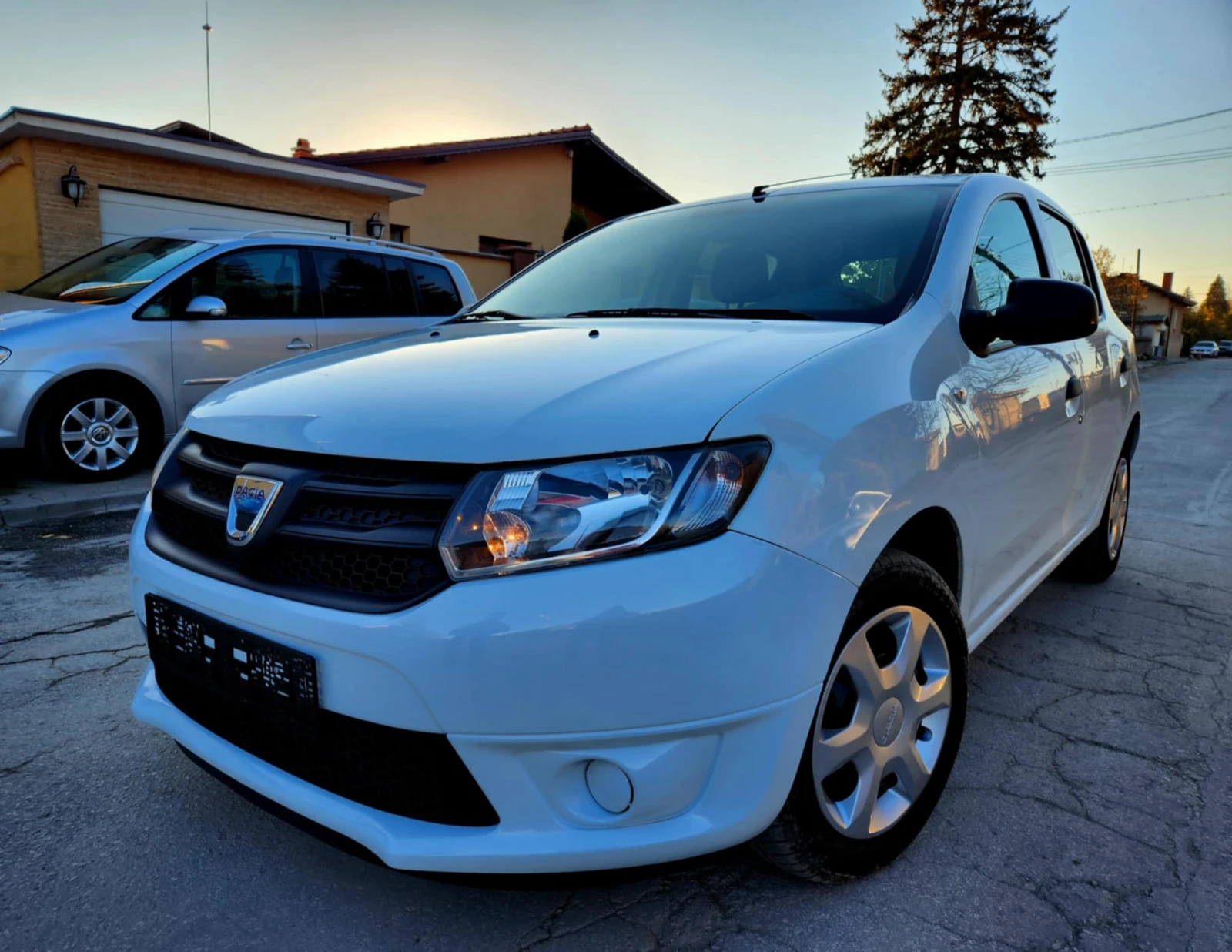 Dacia Sandero 1.5DCI NAVI - изображение 5