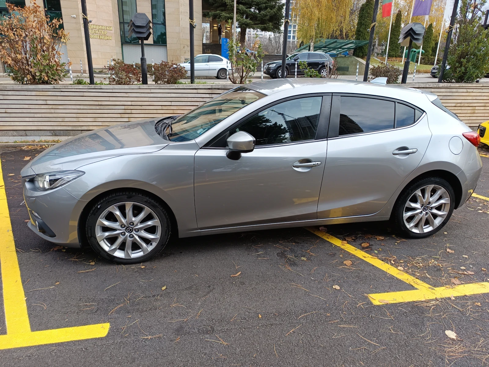 Mazda 3 Уникат!!!!! Мазда 3, 2.2 D. SKYACTIVE AUTOMAT - изображение 2