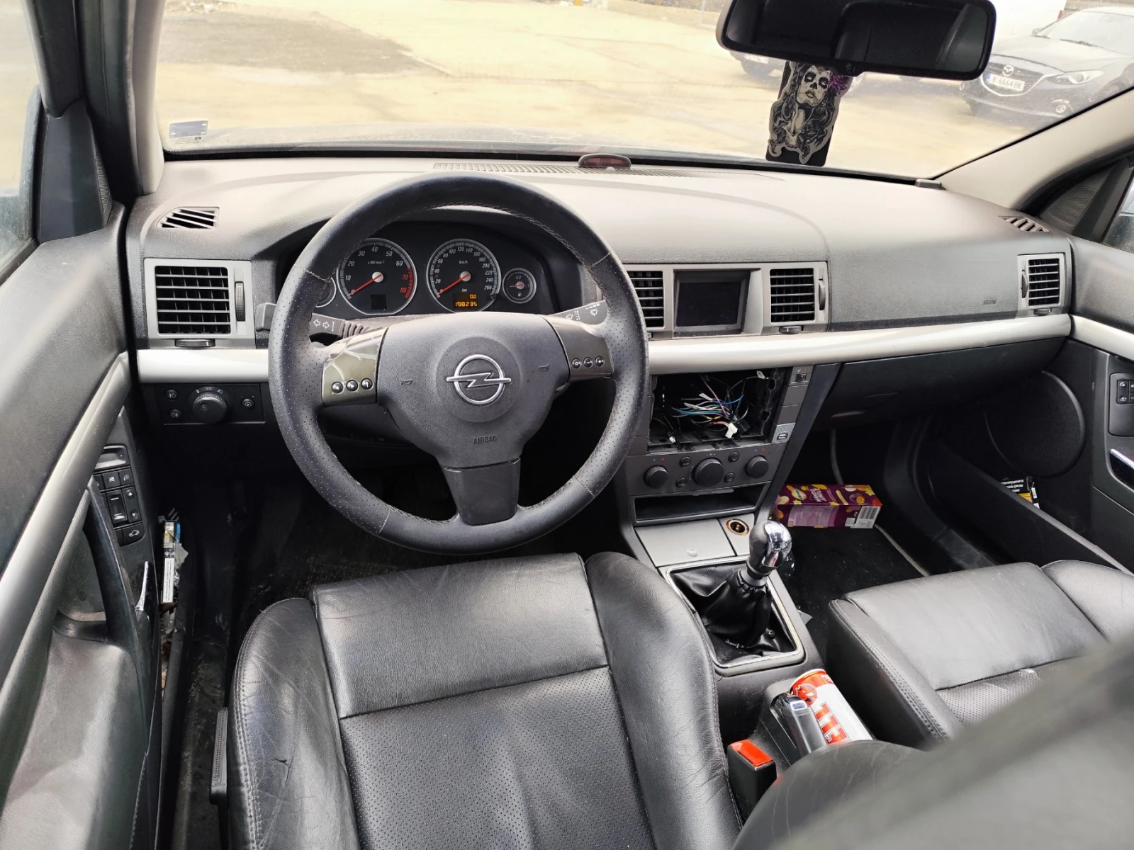 Opel Vectra 2.2 - изображение 5