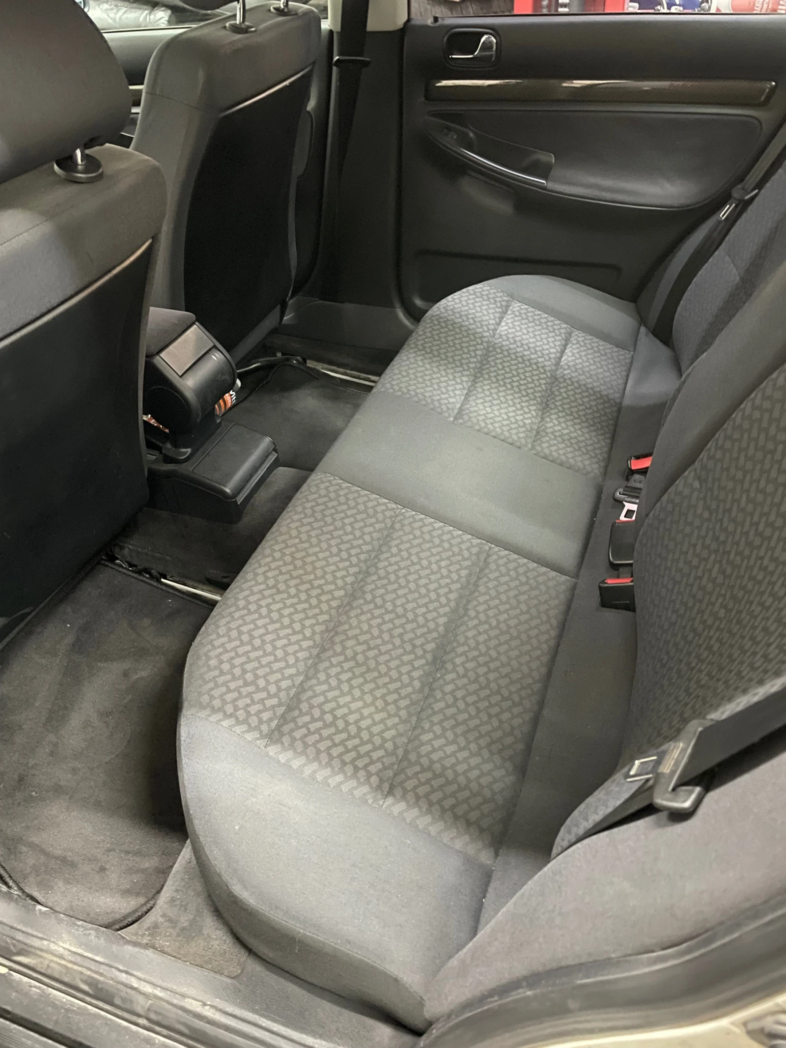 Audi A4 1.8 - изображение 10
