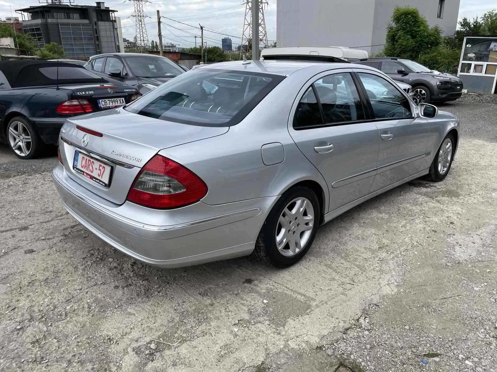 Mercedes-Benz E 200 Kompressor Facelift Avangarde Aвтоматик  - изображение 3