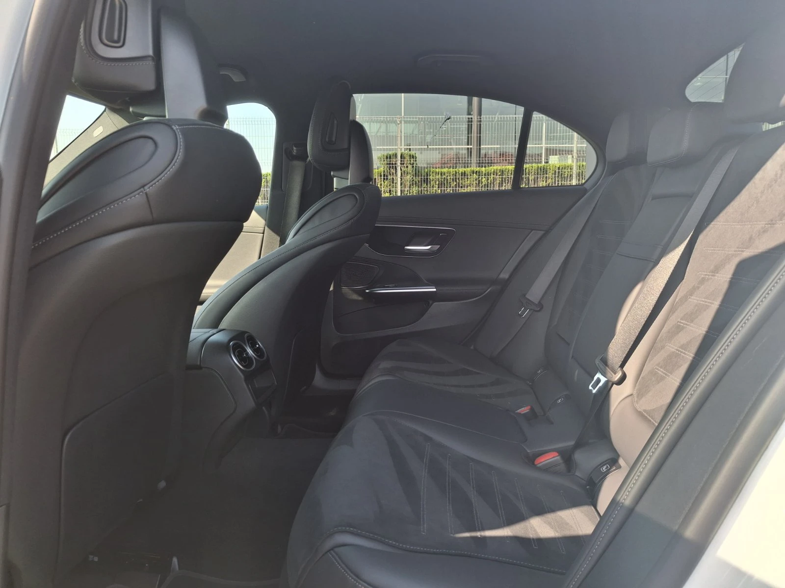 Mercedes-Benz C 220 d 4MATIC - изображение 7