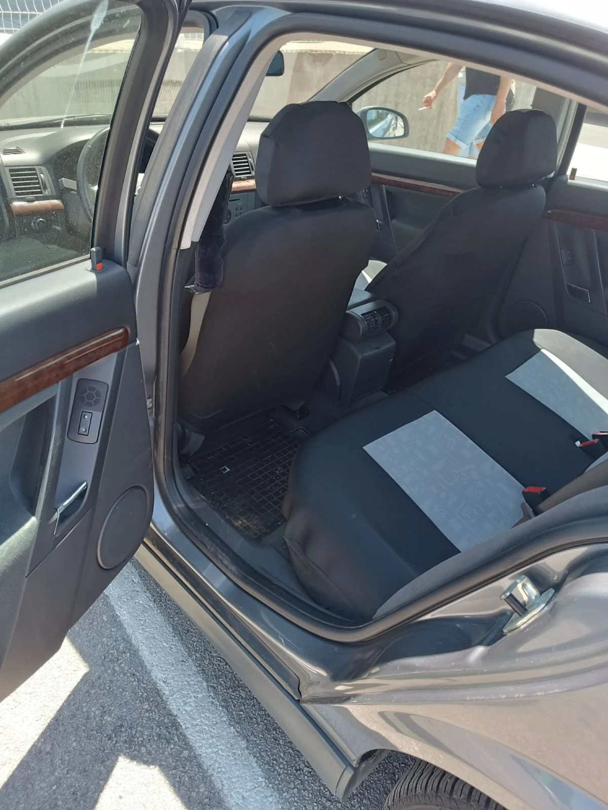 Opel Vectra 2.2 - изображение 10