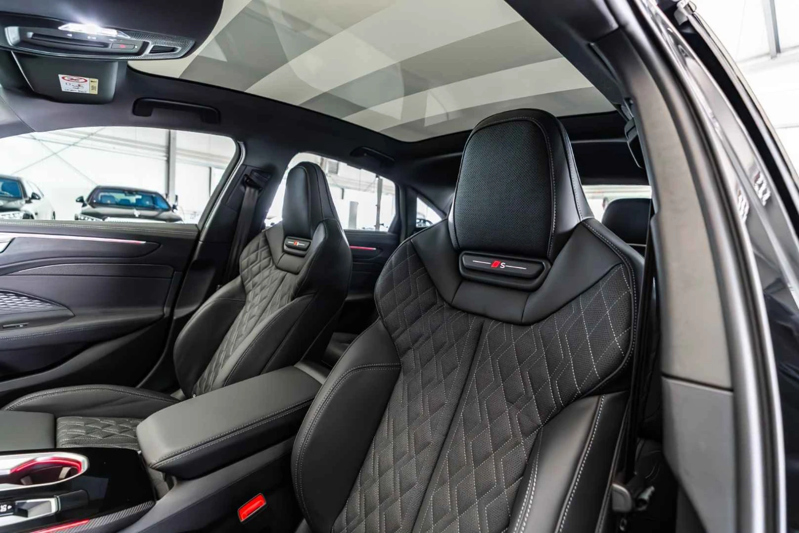 Audi A6 NEW * EDITION1* RS* OLED LIGHTS* PANO* 360*  | Mobile.bg � ����������� 12