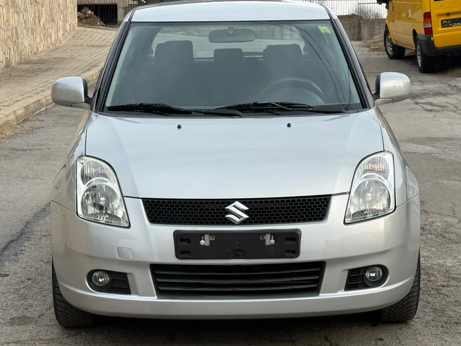 Suzuki Swift 1.3i 90k.c. 4x4 130хил.км. - изображение 3