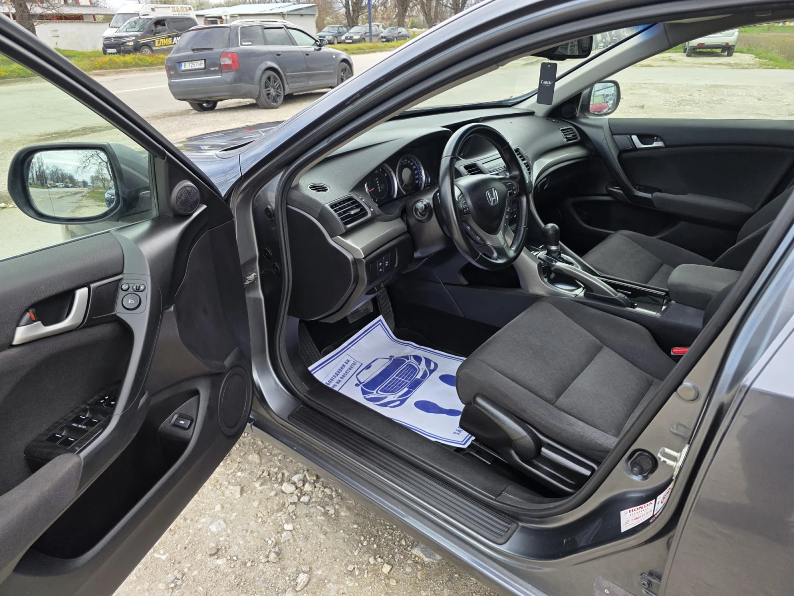 Honda Accord 2.2i-DTEC* Автомат* SWISS* , снимка 11 - Автомобили и джипове - 54044957