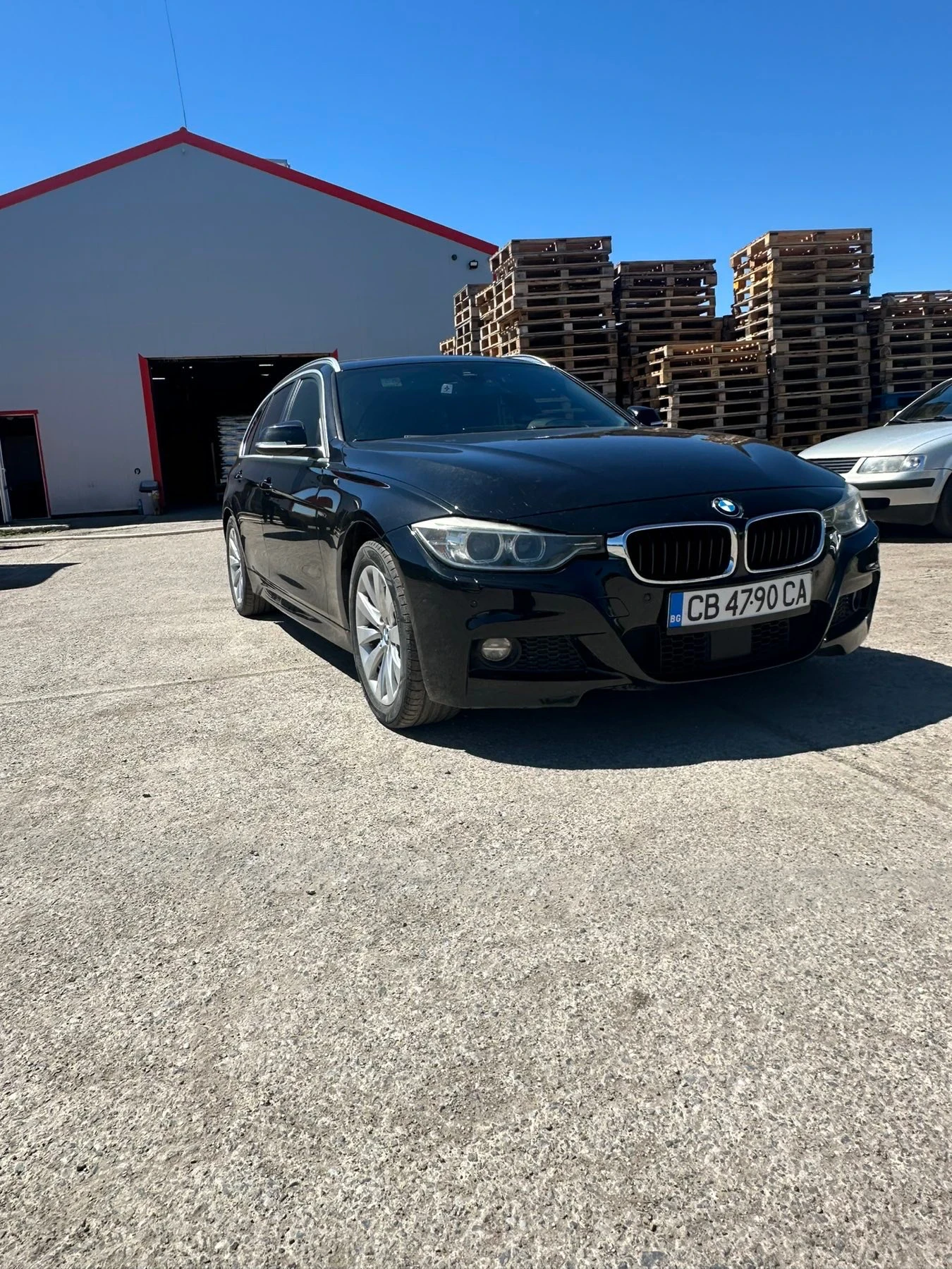 BMW 330 Xdrive, снимка 13 - Автомобили и джипове - 54550115