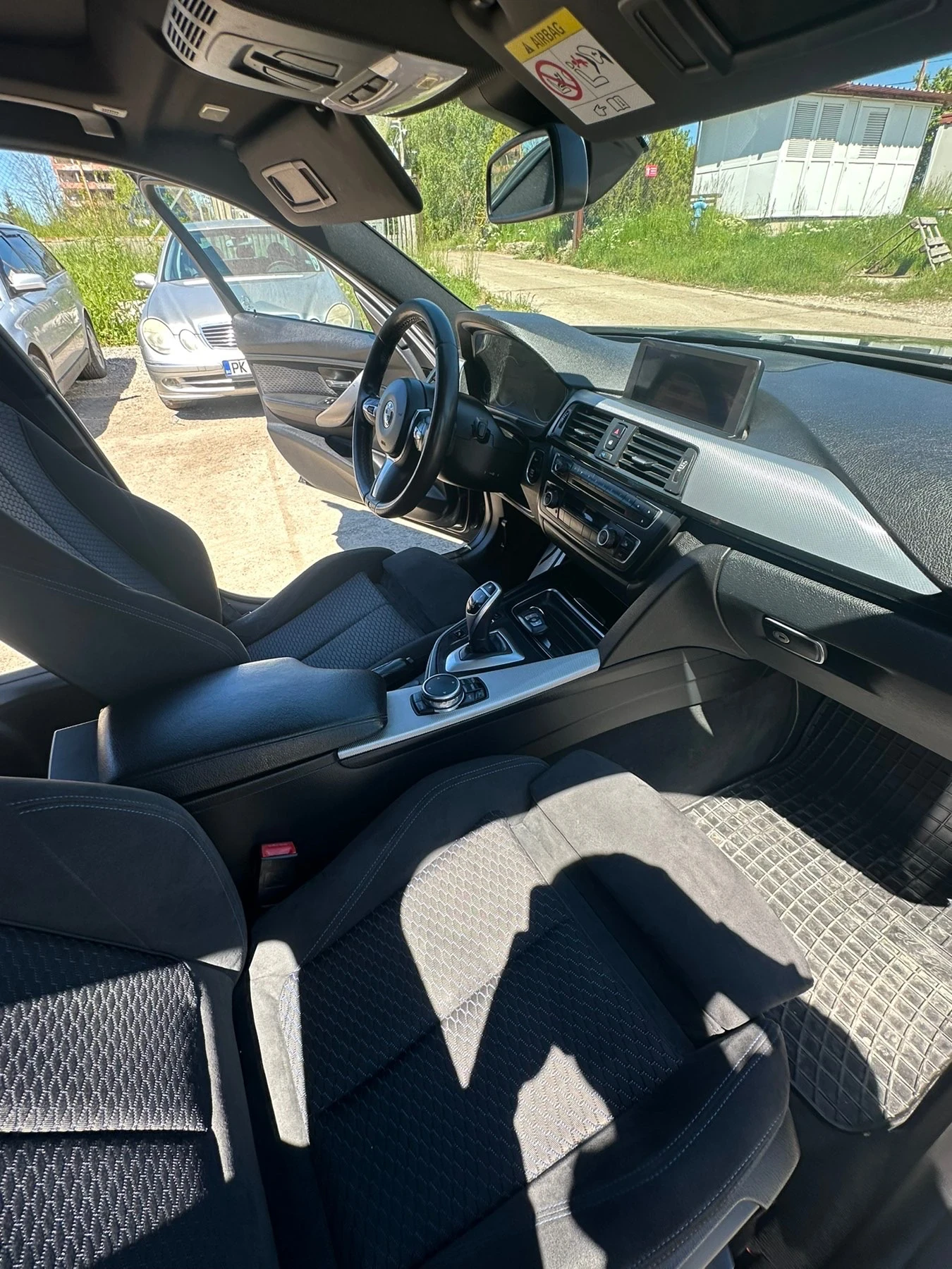 BMW 330 Xdrive, снимка 8 - Автомобили и джипове - 54550115
