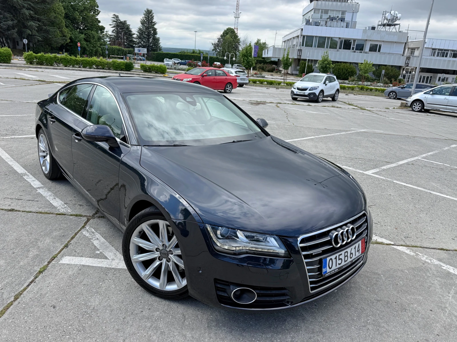 Audi A7 3.0, снимка 2 - Автомобили и джипове - 54653524