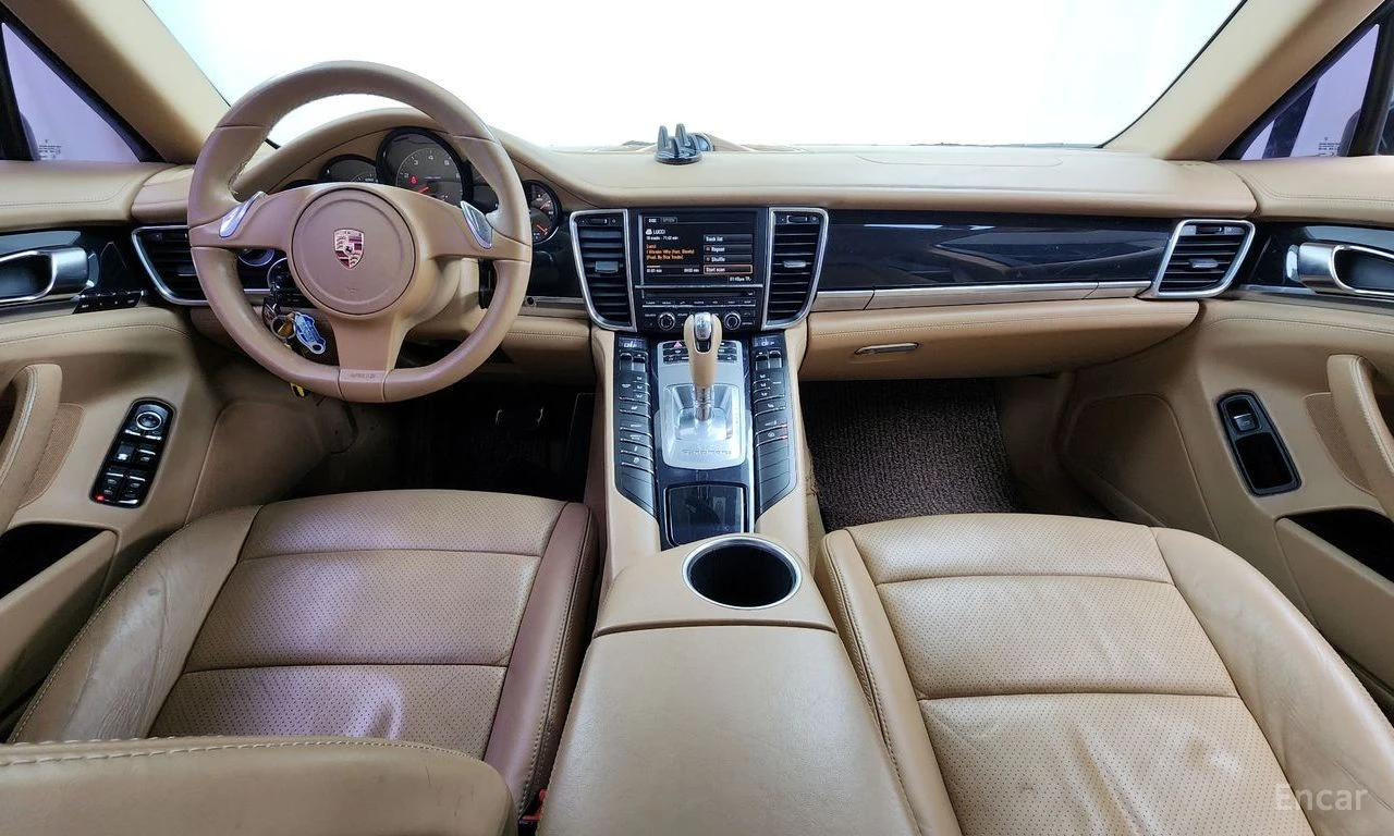 Porsche Panamera 4.8 4S* ПОДГРЕВ* ПАМЕТ* КАМЕРА* КРАЙНА ЦЕНА* , снимка 8 - Автомобили и джипове - 54827824