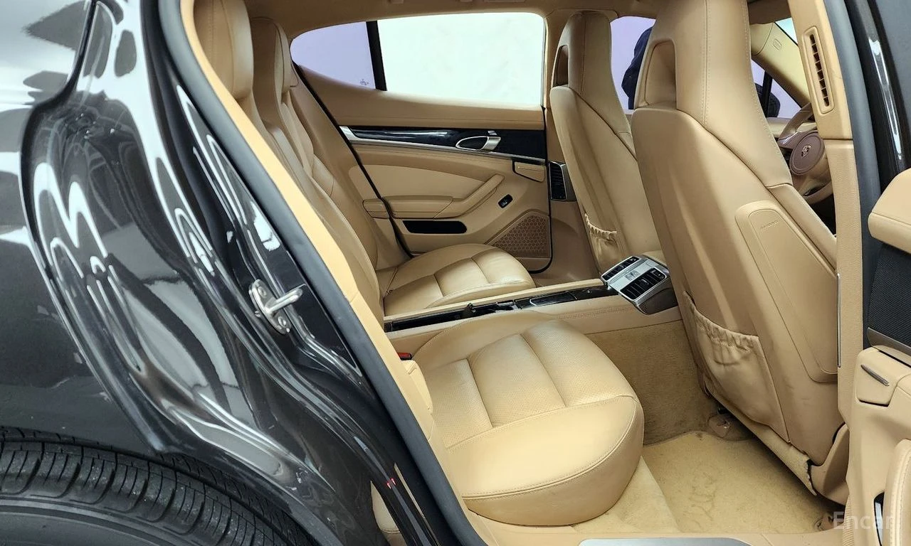 Porsche Panamera 4.8 4S* ПОДГРЕВ* ПАМЕТ* КАМЕРА* КРАЙНА ЦЕНА* , снимка 14 - Автомобили и джипове - 54827824