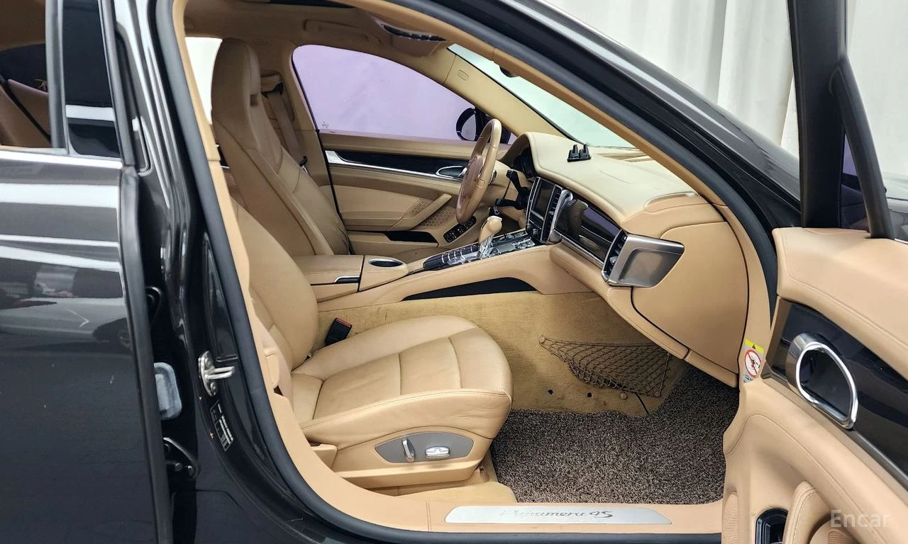 Porsche Panamera 4.8 4S* ПОДГРЕВ* ПАМЕТ* КАМЕРА* КРАЙНА ЦЕНА* , снимка 7 - Автомобили и джипове - 54827824