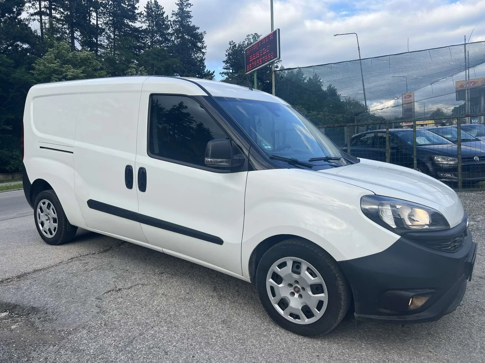 Fiat Doblo 1.6, 101к.с., MAXI, снимка 2 - Автомобили и джипове - 54921482