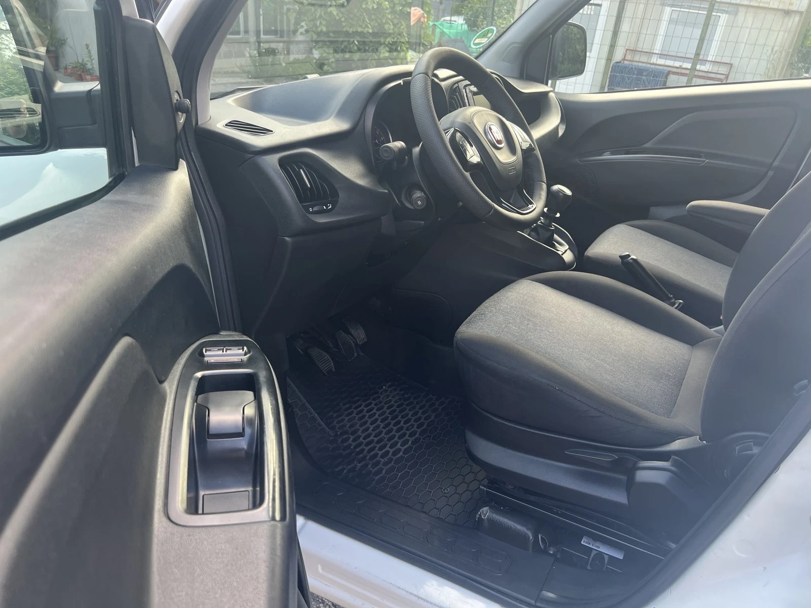 Fiat Doblo 1.6, 101к.с., MAXI, снимка 11 - Автомобили и джипове - 54921482